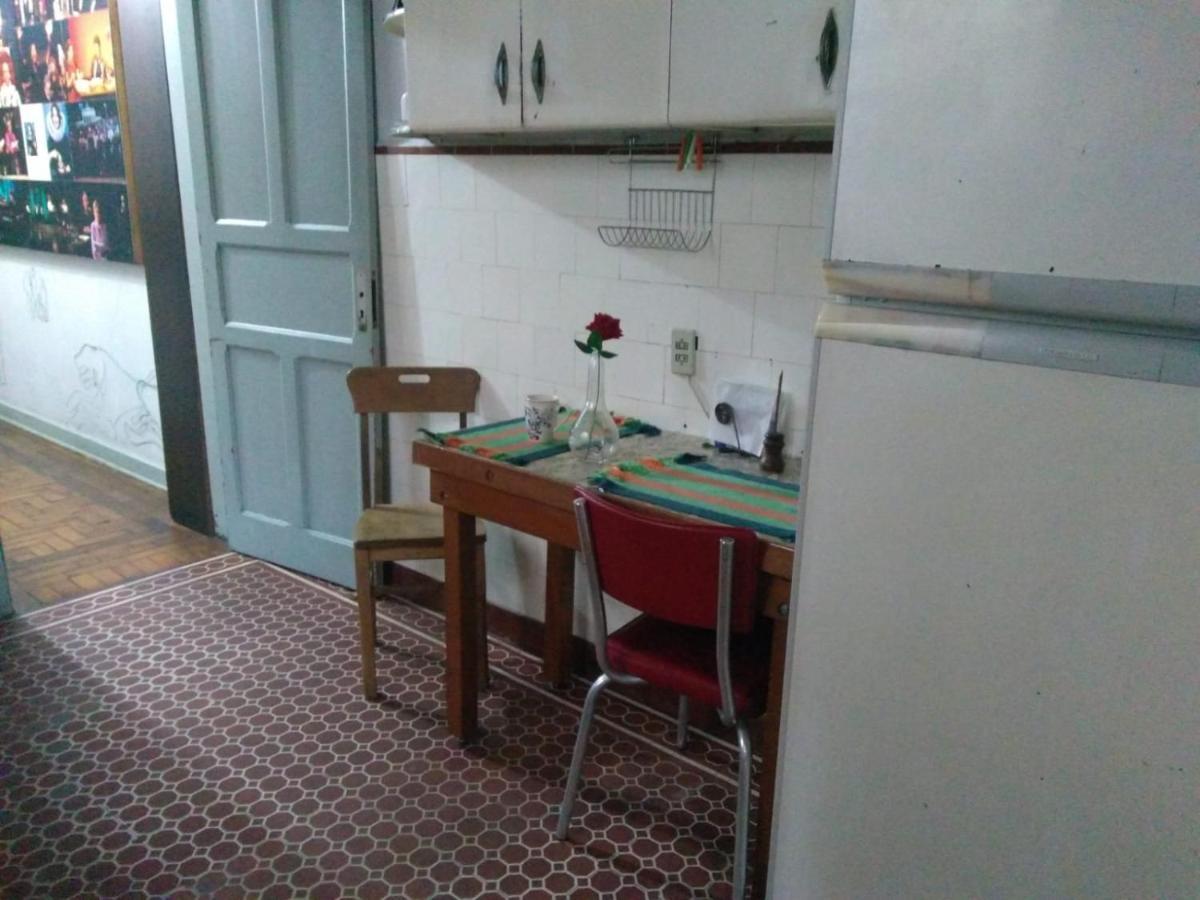 Quarto Em Casa Atelie Com Sol No Quintal * São Paulo