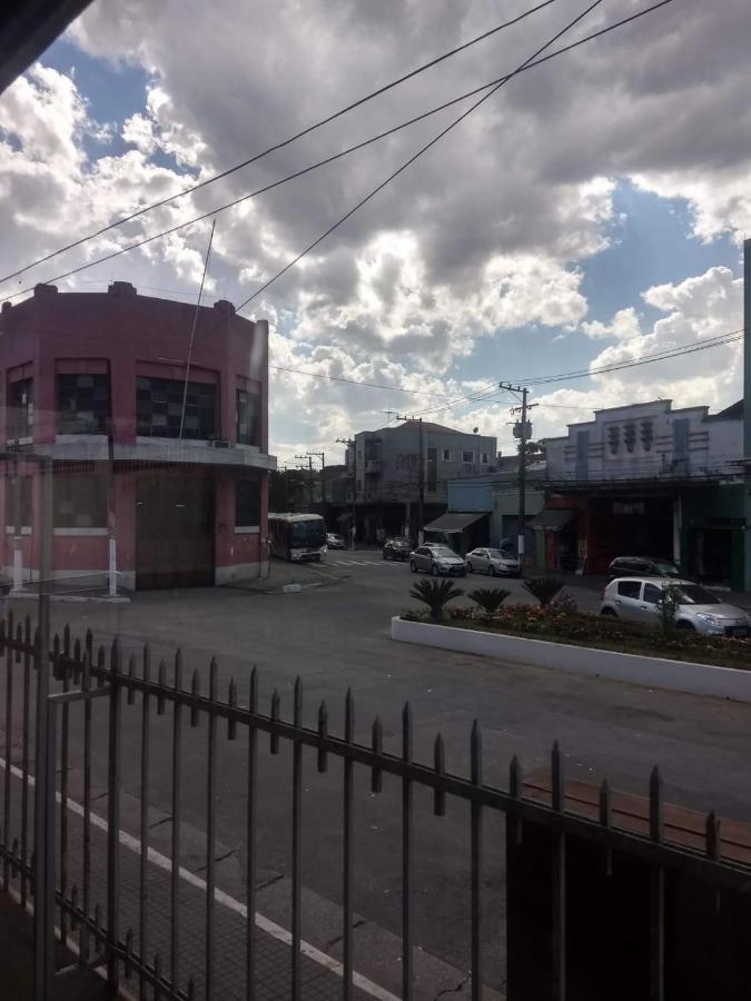 Hospedagem domiciliar Quarto Em Casa Atelie Com Sol No Quintal *