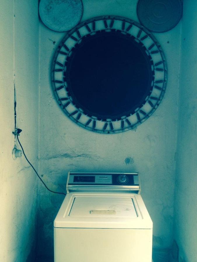 Quarto Em Casa Atelie Com Sol No Quintal * São Paulo
